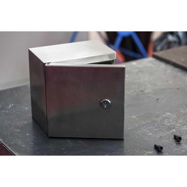 304 Stainless Steel Wall Box, IP66, 200 mm x 200 mm x 150mm